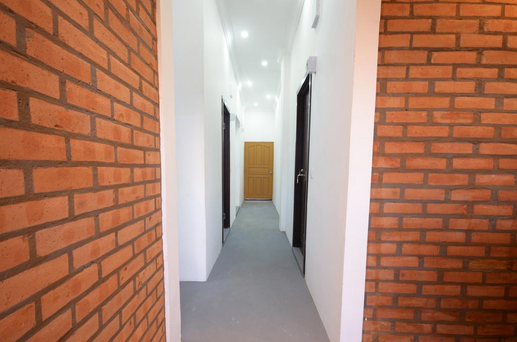 Abc Hostel (Adults Only) Науншве Екстер'єр фото